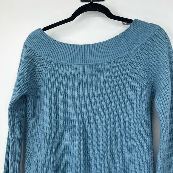 Abercrombie & Fitch Off-the-Shoulder Knit Sweater - Picture 5 of 6